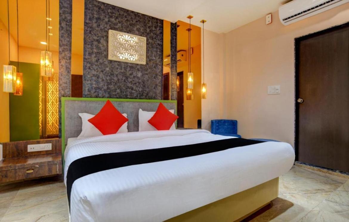 Hotel Vrindavan Prosperity Exterior foto